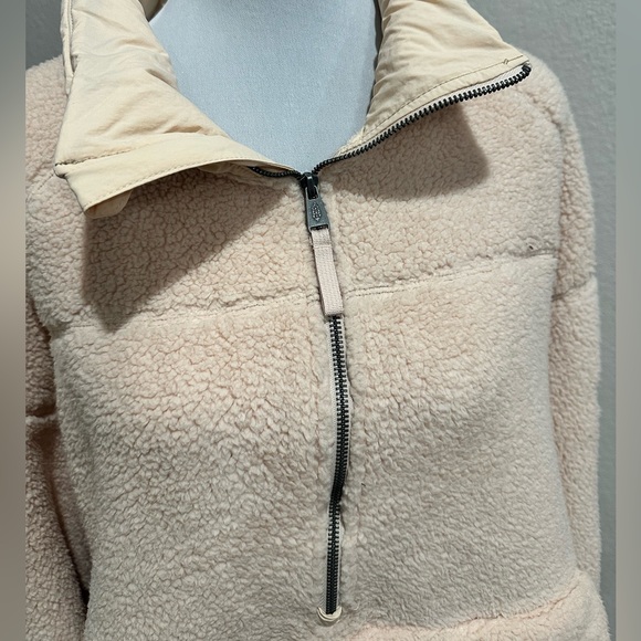 🆕 FREE PEOPLE Viewpoint Midi Fleece in Pink Pearl - Picture 4 of 14